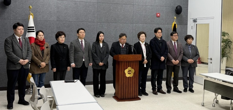 수원시의회 국힘 “용인 반도체 국가산...