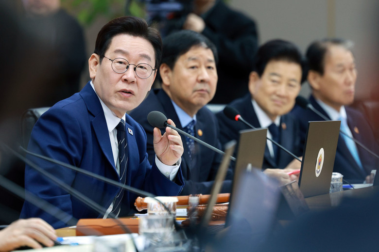 이재명 대통령 "부동산, 금융부문 중...